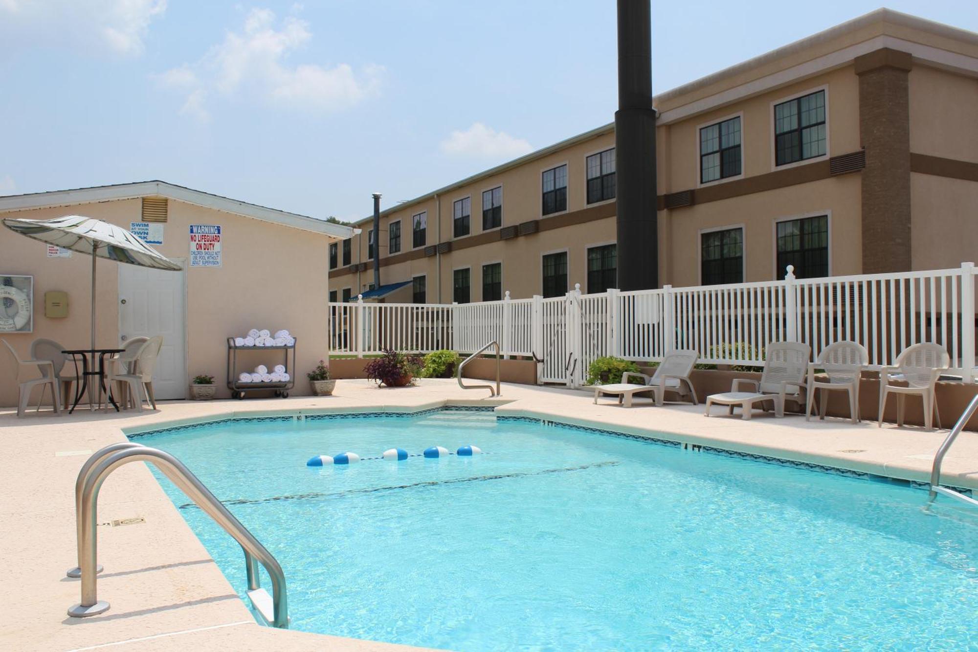 Travelodge By Wyndham Perry National Fairgrounds Area I-75 Buitenkant foto
