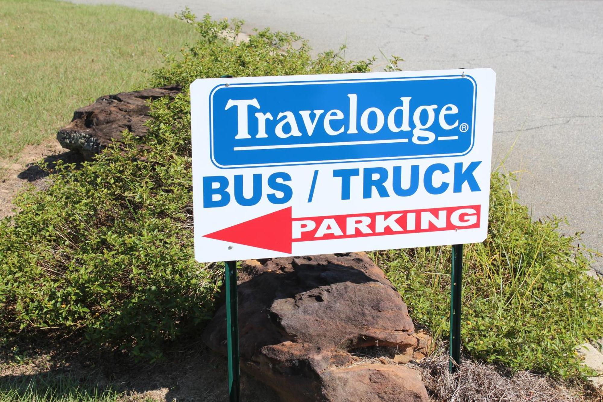 Travelodge By Wyndham Perry National Fairgrounds Area I-75 Buitenkant foto