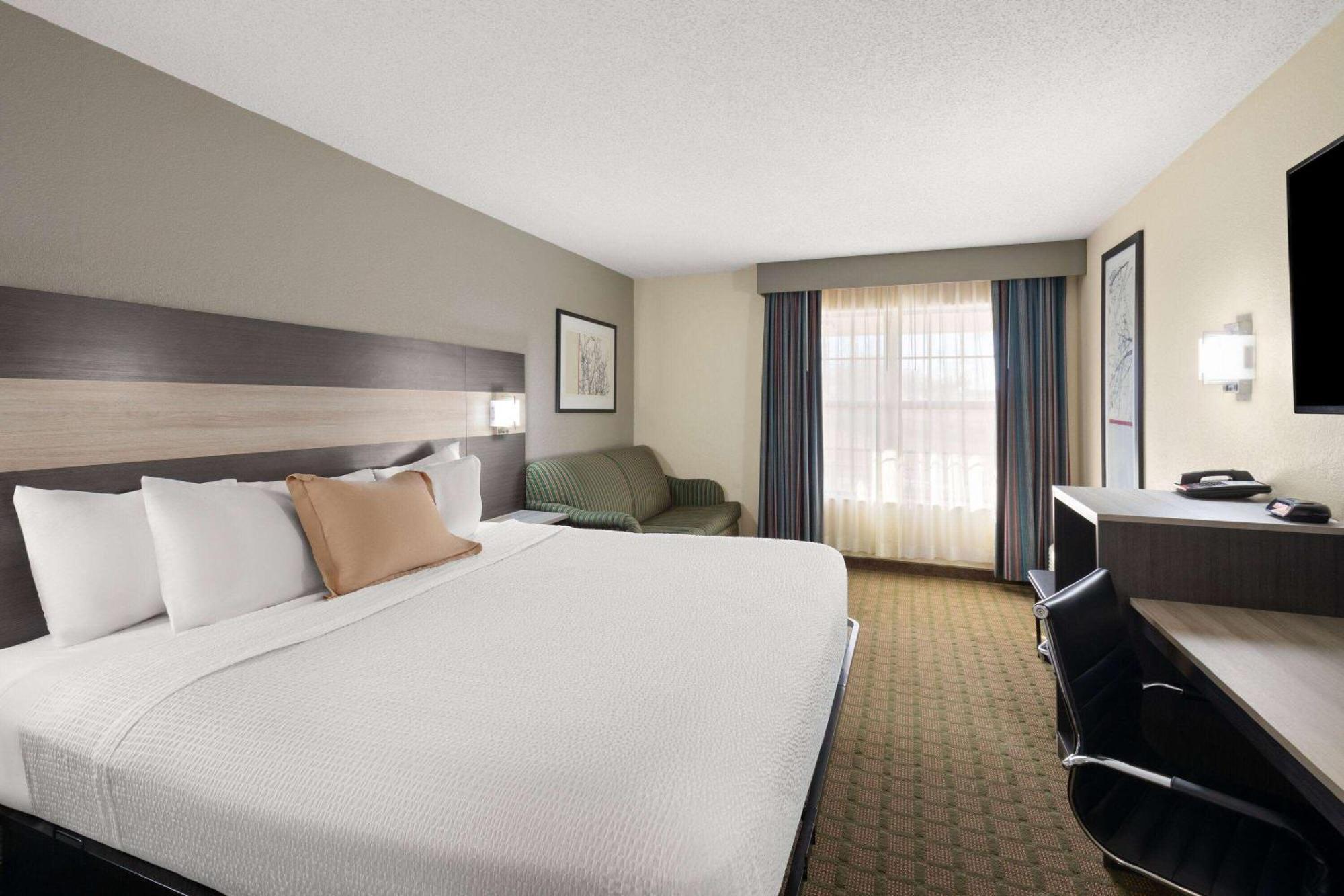 Travelodge By Wyndham Perry National Fairgrounds Area I-75 Buitenkant foto