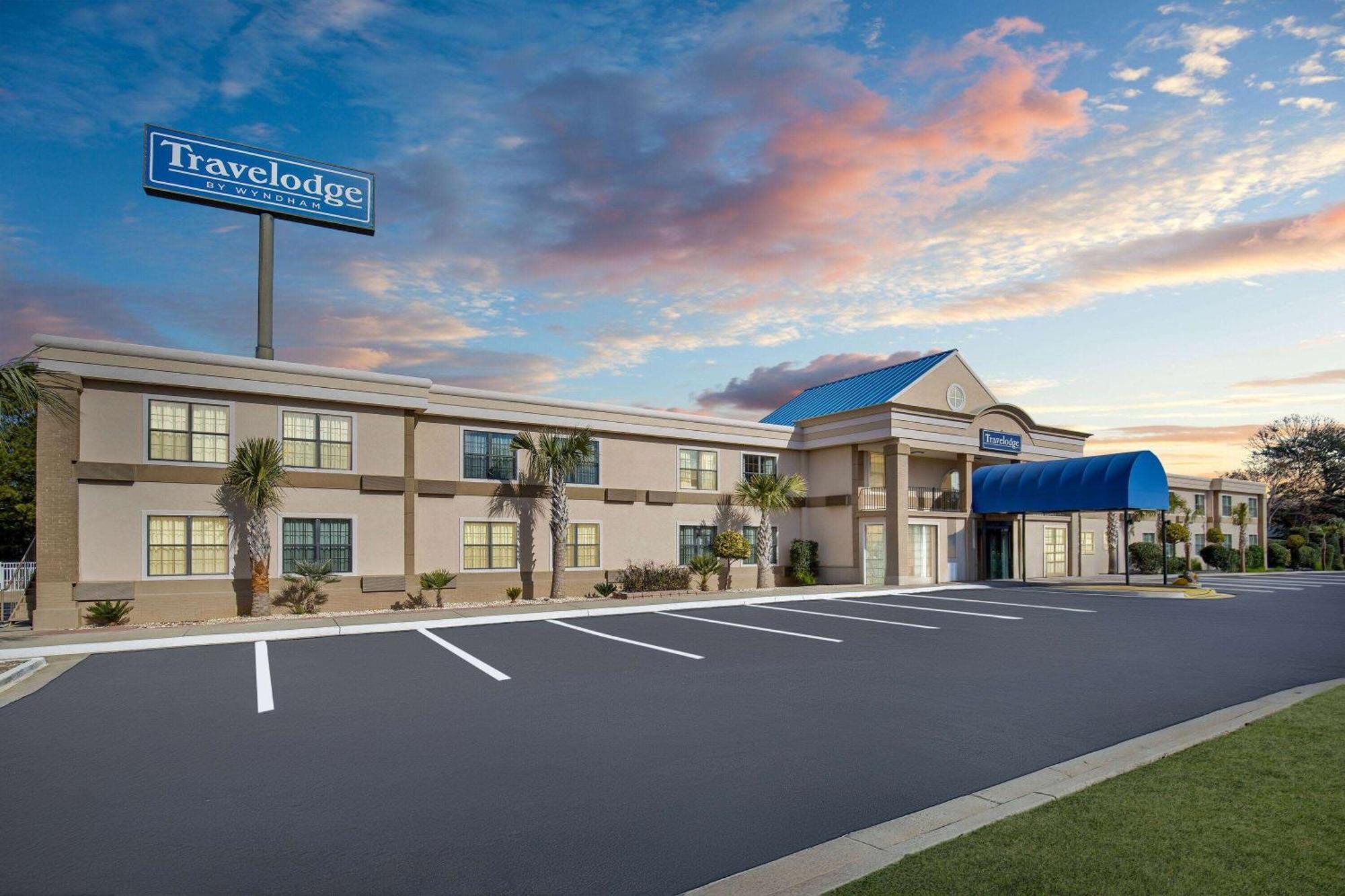 Travelodge By Wyndham Perry National Fairgrounds Area I-75 Buitenkant foto